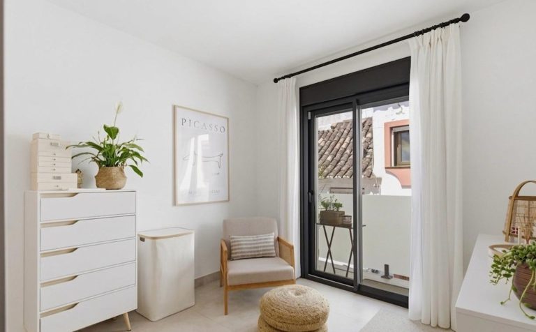 17e14f232de7e81c2251e91bcc99c9ff - 14