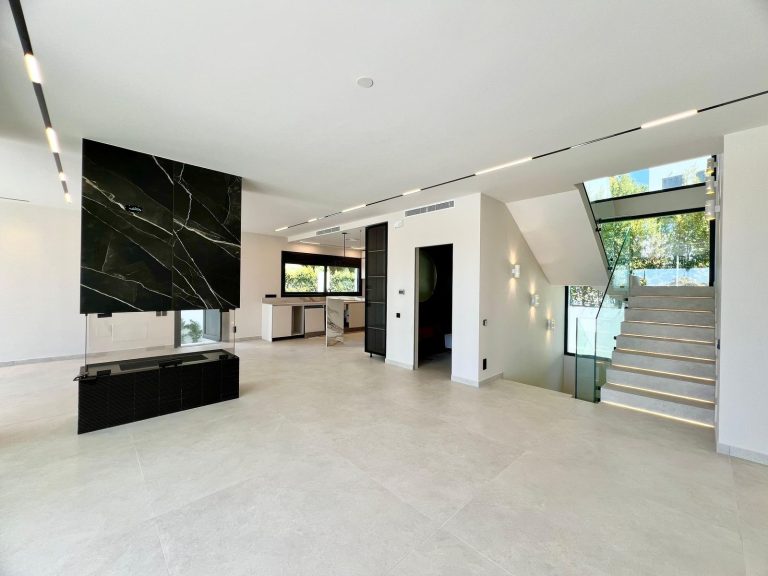 1ab045e7d94d24008f28d32267ed94a5 - 14