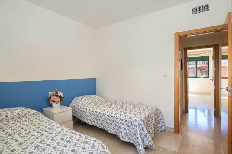 1c3faf89b53a53273919a730ff7e43be - 11