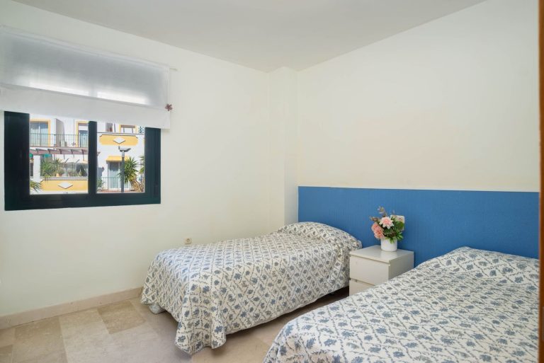 1c3faf89b53a53273919a730ff7e43be - 12