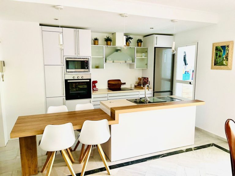 1d6eb7dcc293a61e6bea712bd226506e - 4