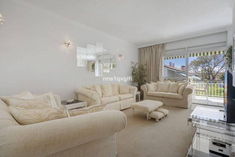 1f6c695a558a0a8fd4b7cdd28efdc909 - 11