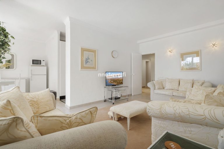 1f6c695a558a0a8fd4b7cdd28efdc909 - 13