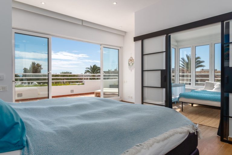 1fec4a75d907a434eb00dd92bc93031e - 14