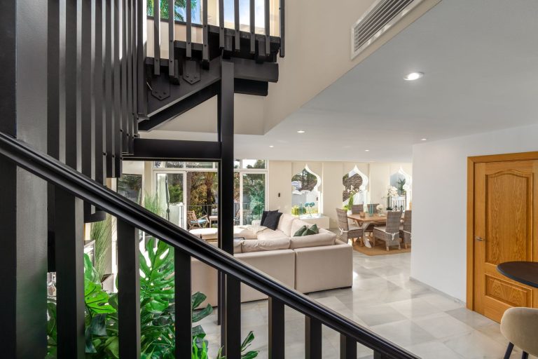 1fec4a75d907a434eb00dd92bc93031e - 2