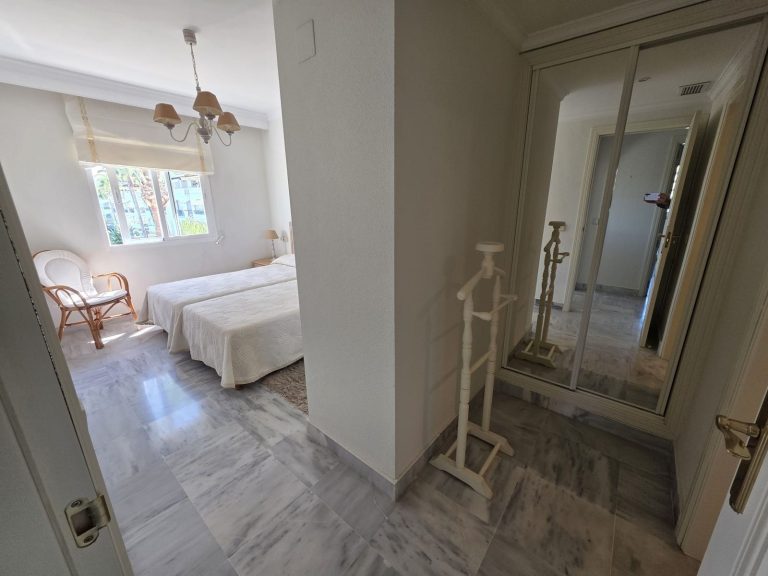 209c4ff723e3b02b976160eca1e6c4ec - 8