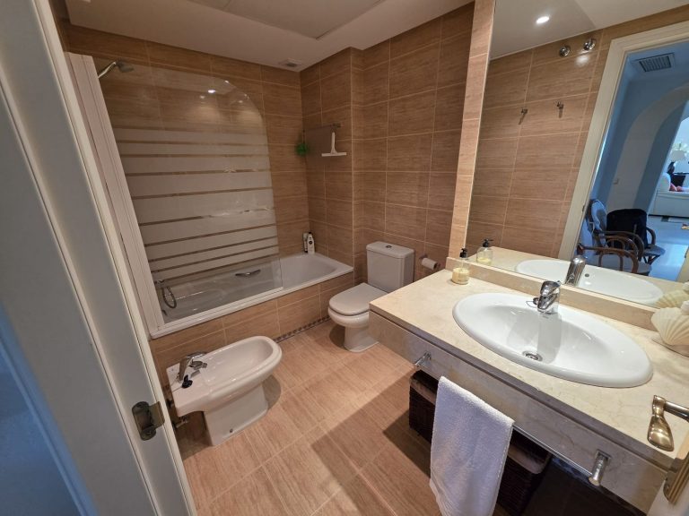 209c4ff723e3b02b976160eca1e6c4ec - 9