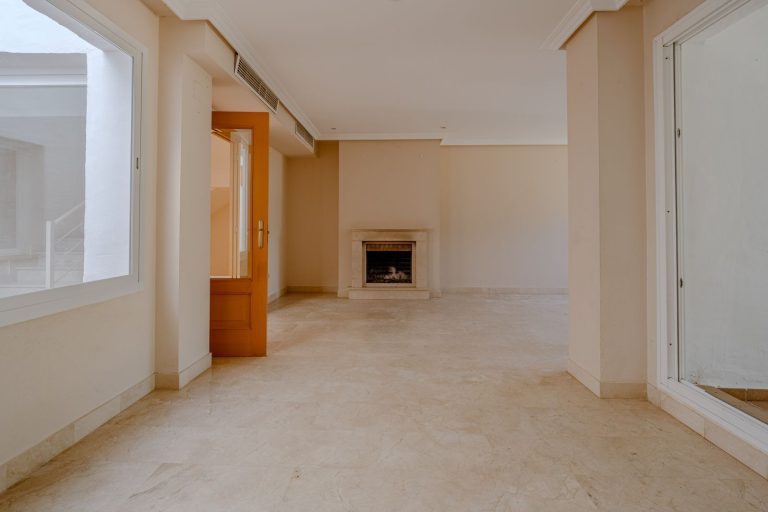 2196fb6a0b71cd228c40886ec22d6098 - 15