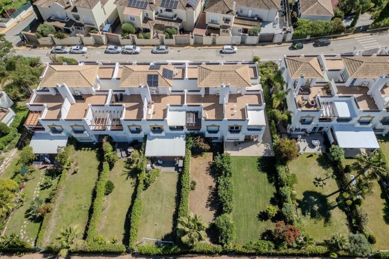 2196fb6a0b71cd228c40886ec22d6098 - 2