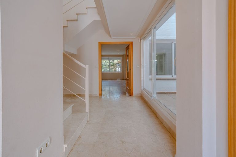 2196fb6a0b71cd228c40886ec22d6098 - 6