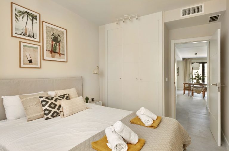 227b42ec75d7b14a04a024a364c29f4d - 16