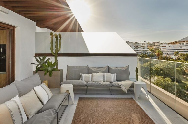 227b42ec75d7b14a04a024a364c29f4d - 2