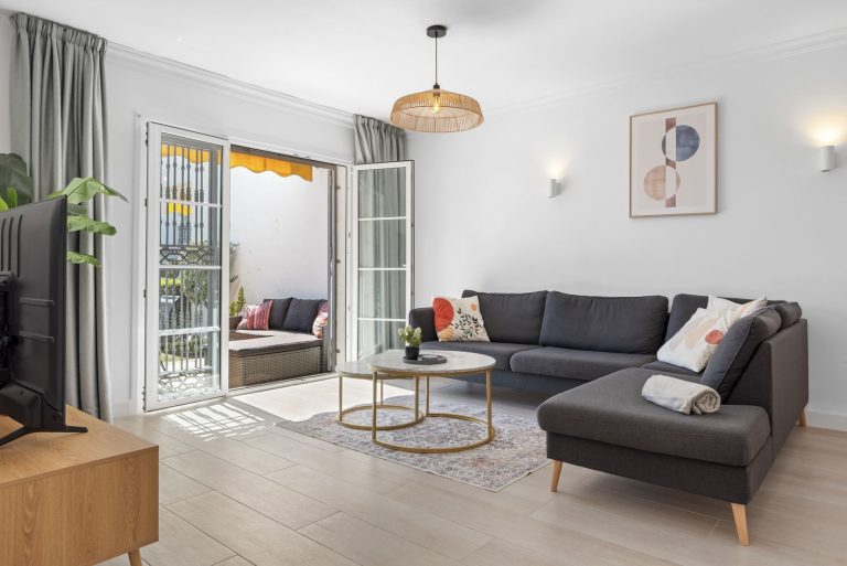 2285f22d434d8f766c6c8eb1260fdd9c - 3