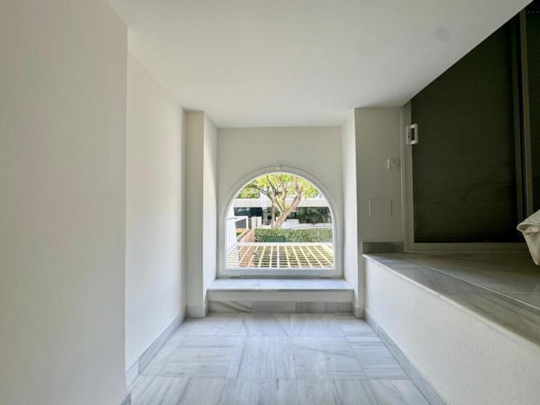 22c04d7871185cf5b3686e5e575b4b60 - 12