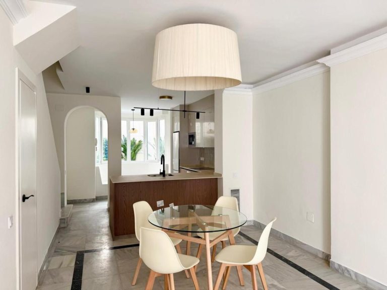 22c04d7871185cf5b3686e5e575b4b60 - 14