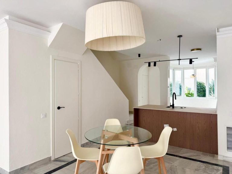 22c04d7871185cf5b3686e5e575b4b60 - 16