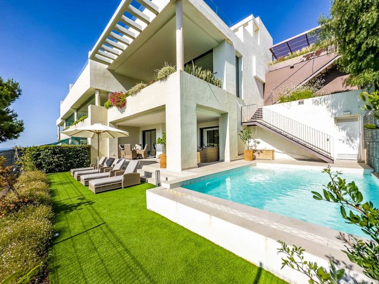 22d72f63d84eb6ec4a2eae8b241fc1f7 - 1