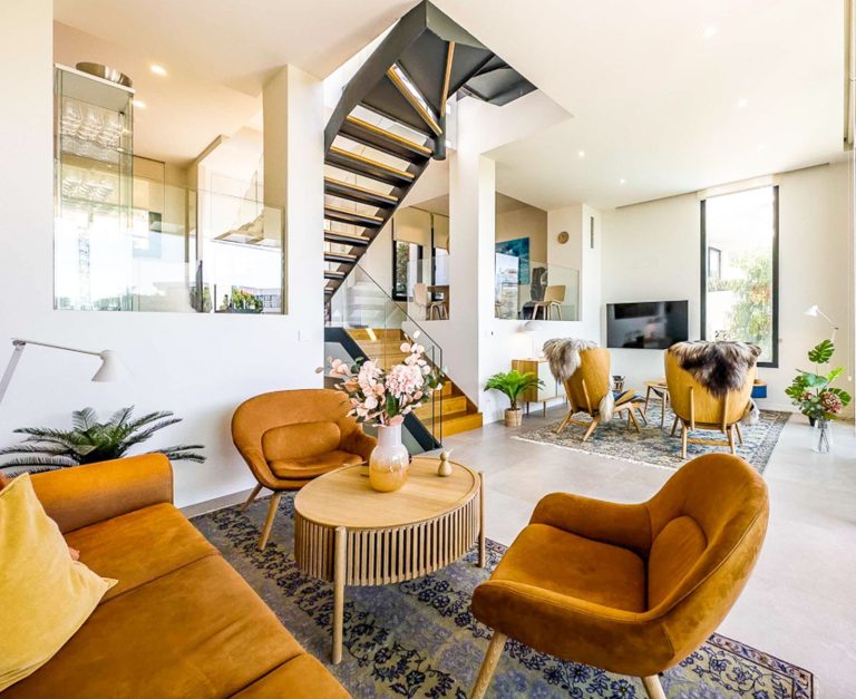 22d72f63d84eb6ec4a2eae8b241fc1f7 - 8