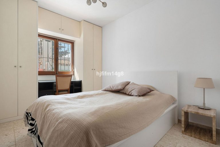 24ee50e3e3dd31b05d937fe1b78173ae - 13