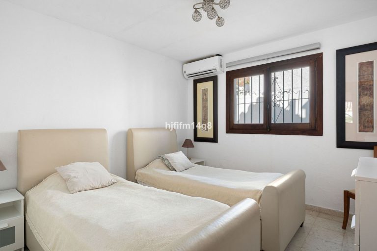 24ee50e3e3dd31b05d937fe1b78173ae - 14