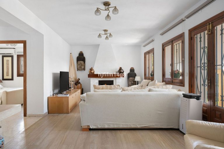 24ee50e3e3dd31b05d937fe1b78173ae - 6