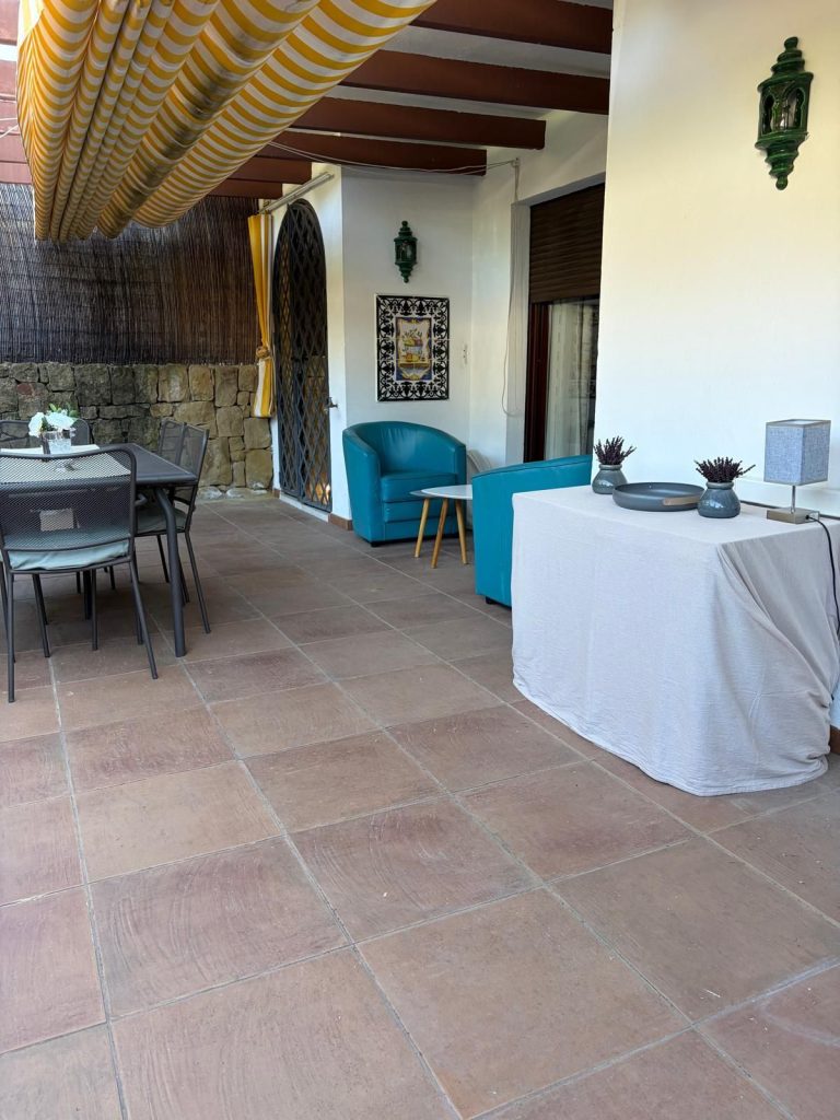 2557ac66b87ccecec8f77f195c841687 - 14