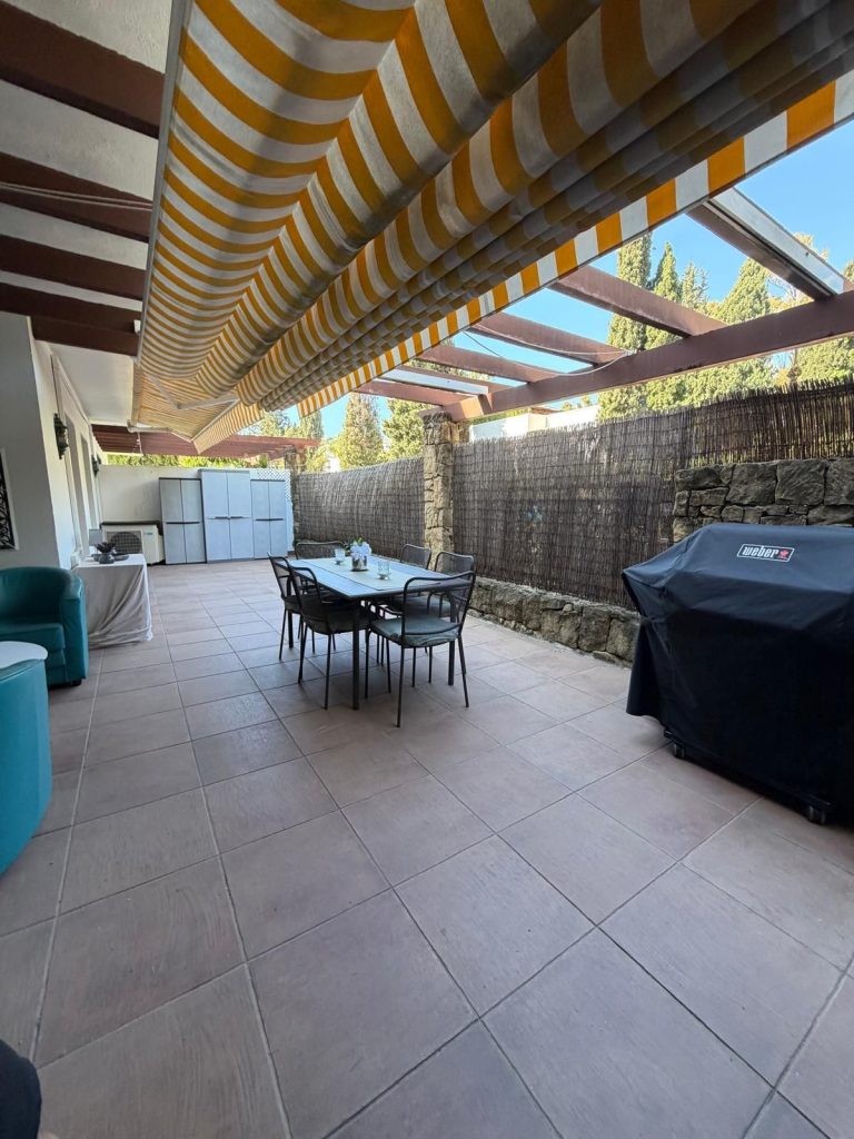 2557ac66b87ccecec8f77f195c841687 - 16