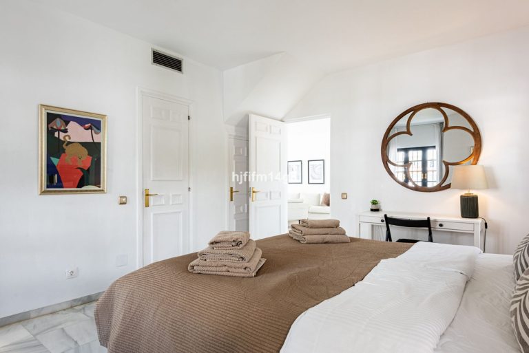 26f825974ecfceb99c25a70e504ccd1e - 15