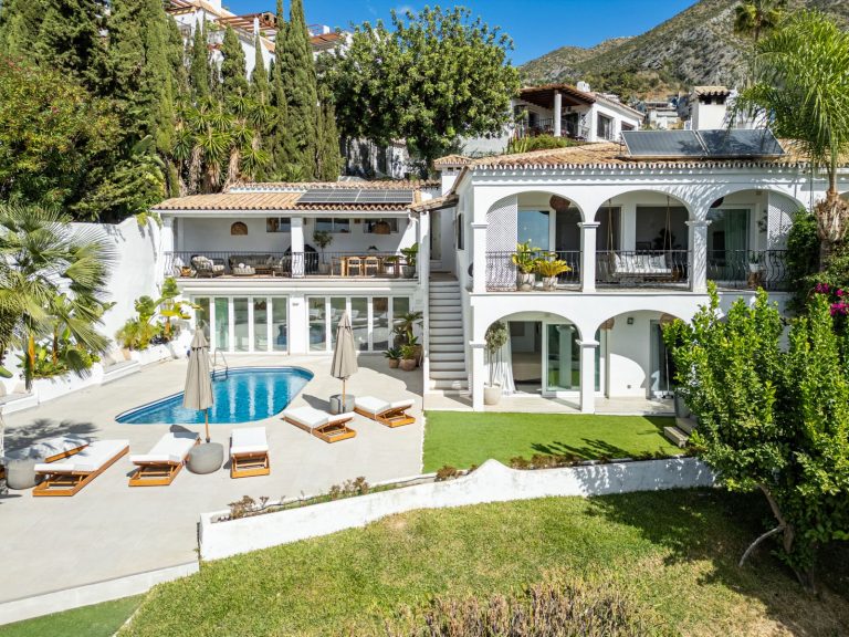 274e92a85caf505993a0189db9779c4e - 3