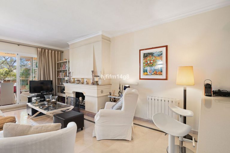 27761f84f158647c2ecffb5647976c1a - 5