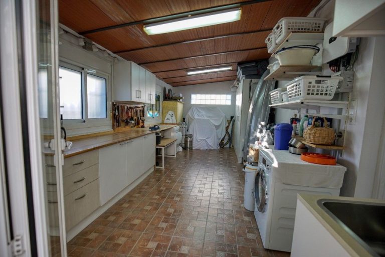 2a53a8a9c5f7459099c0c0bd2c1db743 - 12