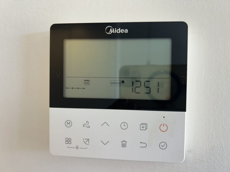 2a84f5c4d9c0ca54a679a176fa7b4810 - 16