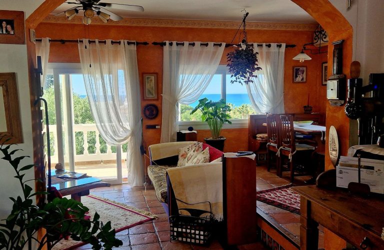 2b0e7a352877944bf94ba0c1662926c5 - 11