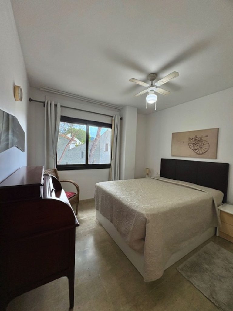 2c6630cda413bd2e446b6acf6a003e34 - 12