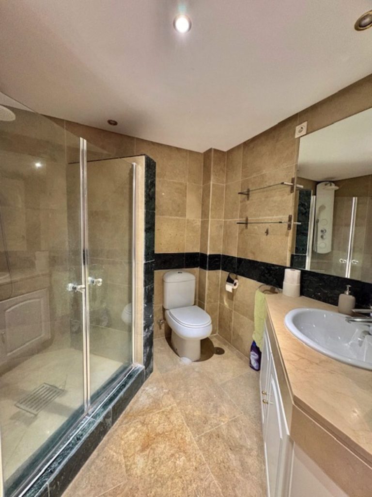 2c6630cda413bd2e446b6acf6a003e34 - 14