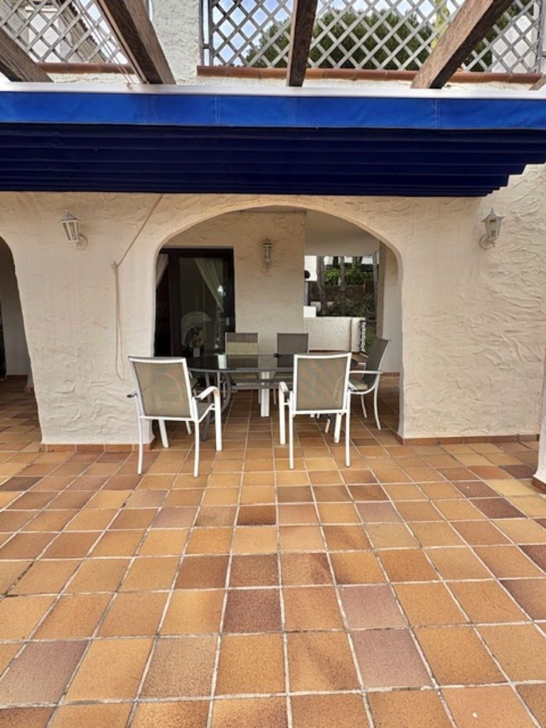 2c6630cda413bd2e446b6acf6a003e34 - 6