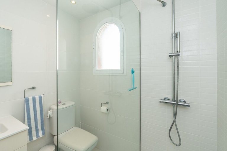 2cb2d35e0140e0c504eca215c7e3120e - 11