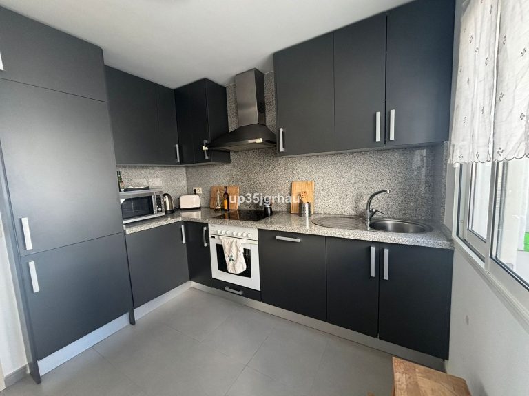 2cf4ba1c4322e63318d0ebb5d1f77eef - 7