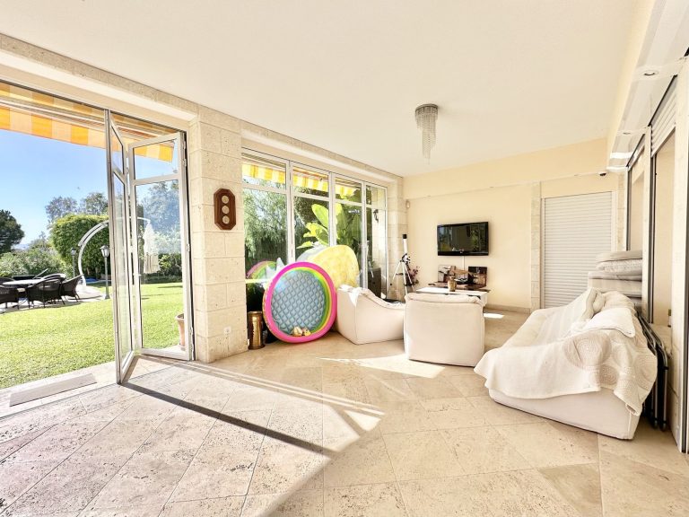 2e8a3d8cac153174778e6d154f591b49 - 15