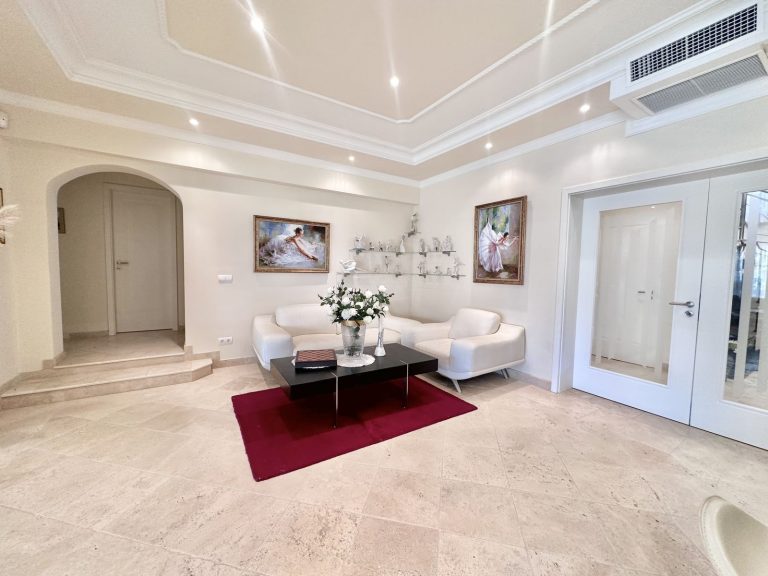 2e8a3d8cac153174778e6d154f591b49 - 7