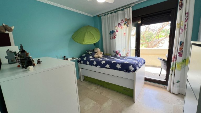 2ffb3cf3a00f076a750f17486ed18d16 - 11