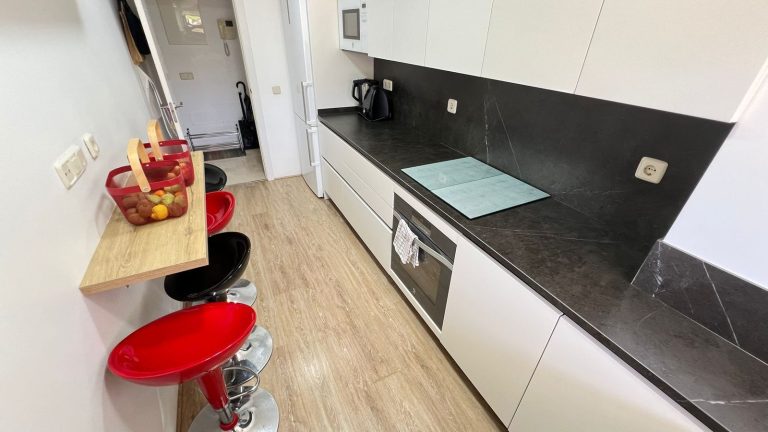 2ffb3cf3a00f076a750f17486ed18d16 - 5