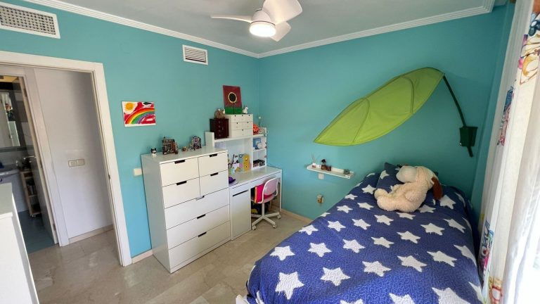 2ffb3cf3a00f076a750f17486ed18d16 - 8