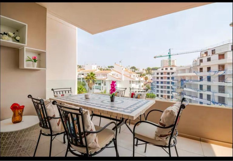 31cf18c8cfce3b5181f195b501a87dac - 1