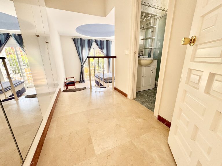 322d1f66e2de30fc1bd4267168d7b204 - 11