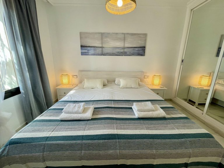 331129074435c86685aa612efe96b33d - 10