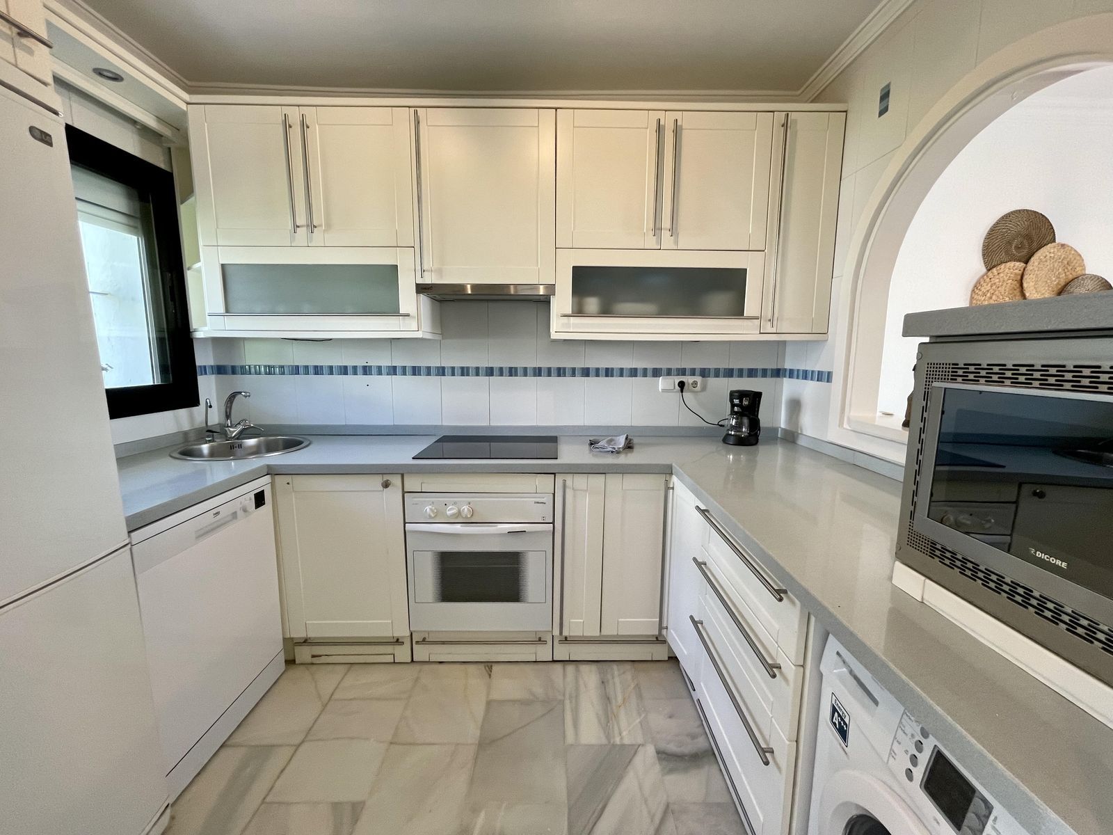 331129074435c86685aa612efe96b33d - 9