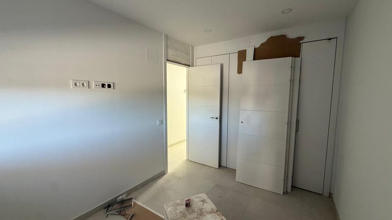 333e0b5c73b84a3d2cea24244086bf0d - 10