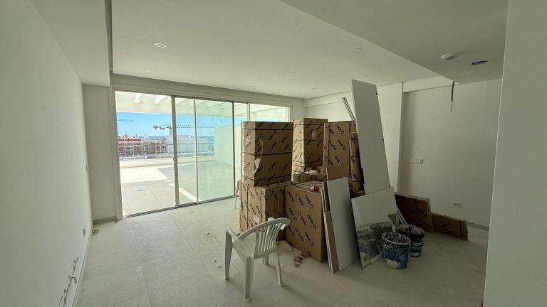 333e0b5c73b84a3d2cea24244086bf0d - 7