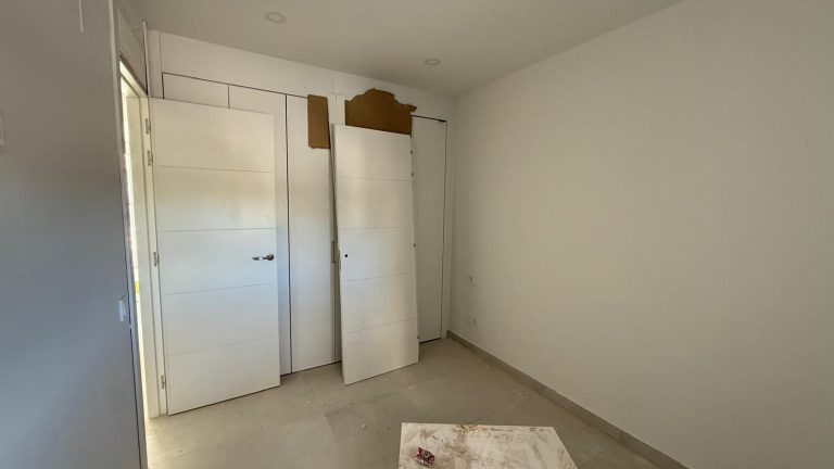 333e0b5c73b84a3d2cea24244086bf0d - 9